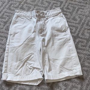 Vineyard Vines khaki shorts!